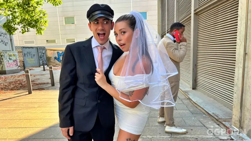 Chauffeur Fucks The Bride